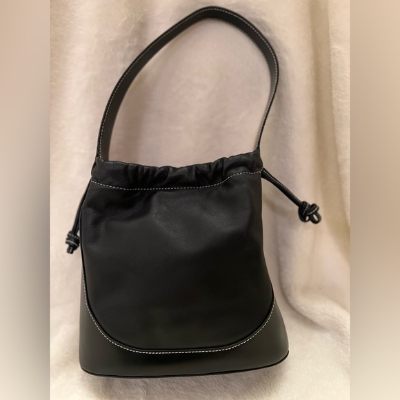 STAUD Alec Black Leather Drawstring Bucket Bag Contrast Stitching New Condition - Picture 2 of 9